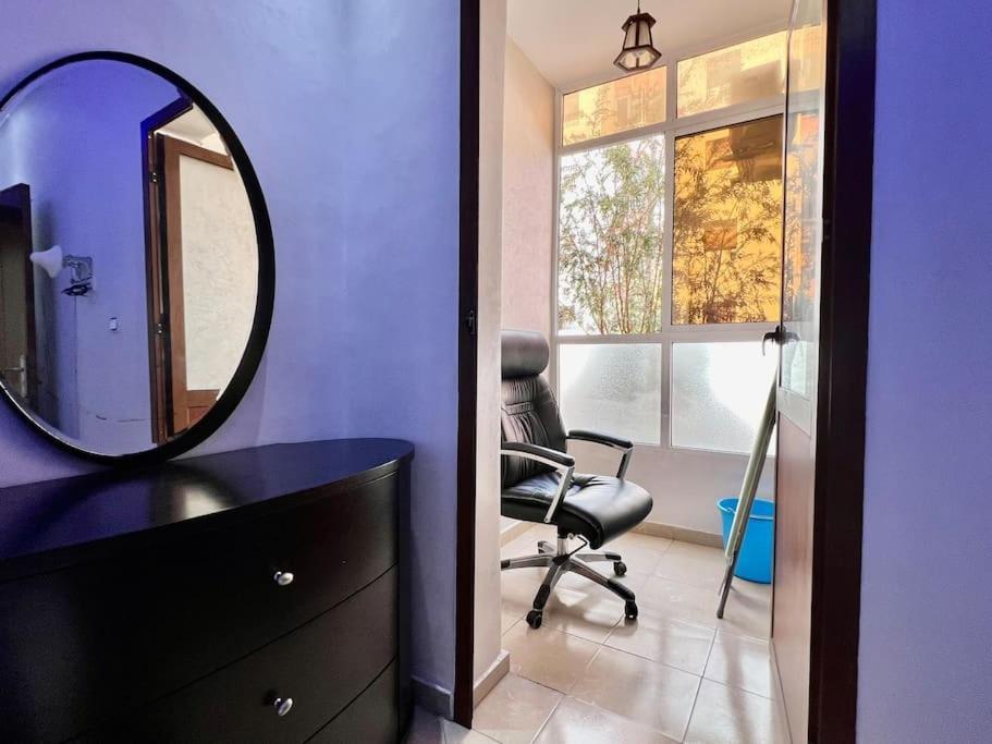 Chic Fast Internet Apartment *
