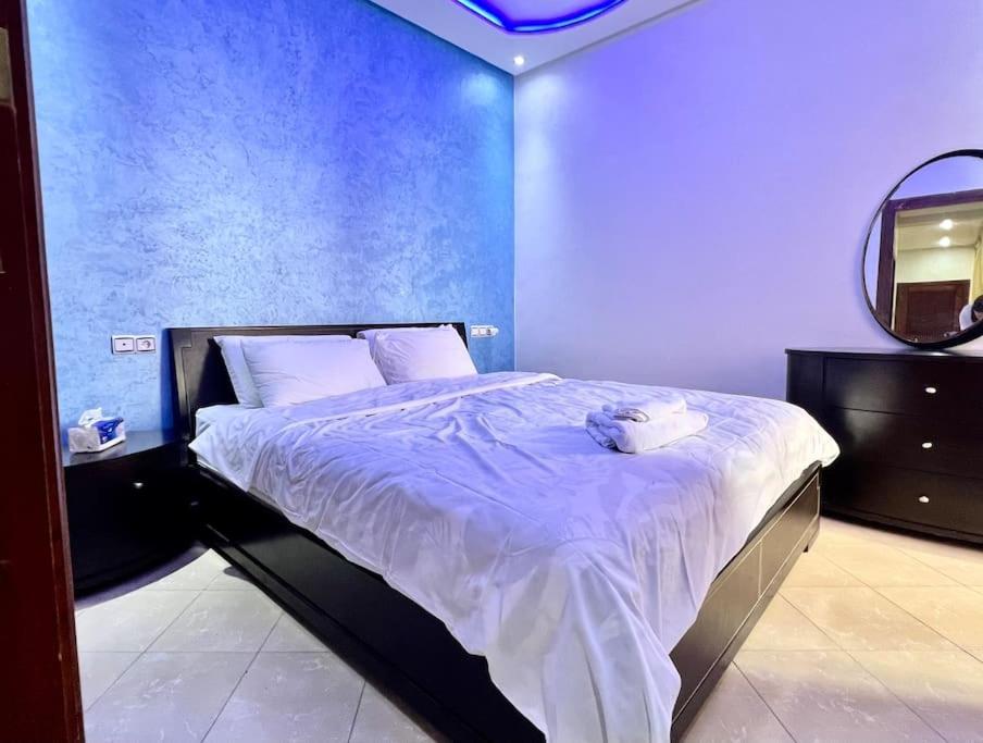 Chic Fast Internet Apartment